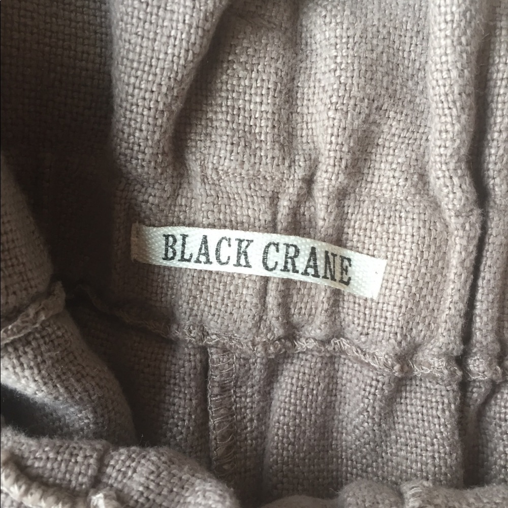 Black Crane Burlap Pants in Oatmeal - Picture 7 of 13